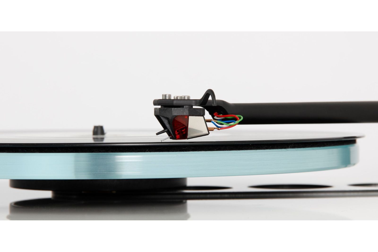 Vinyl Rega Planar 3 med Nd3 MM-pickup