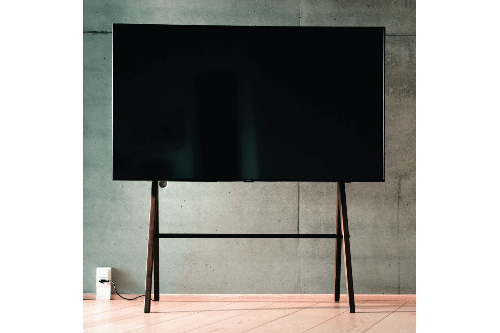 Möbler Kristian Juul KAYA TV Stand Valnöt