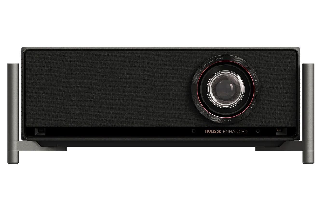 Projektorer XGIMI Titan 4K 5000-Lumen Pro Brightness