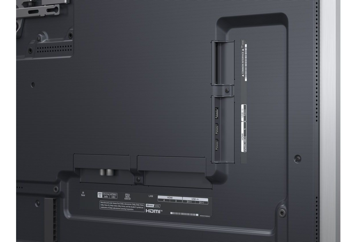 TV-apparater LG OLED77G64LW evo AI G6 med väggfäste