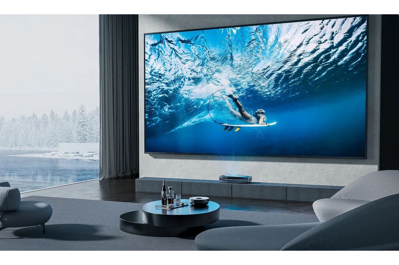 Projektorer AWOL Vision Aetherion Max RGB Laser TV